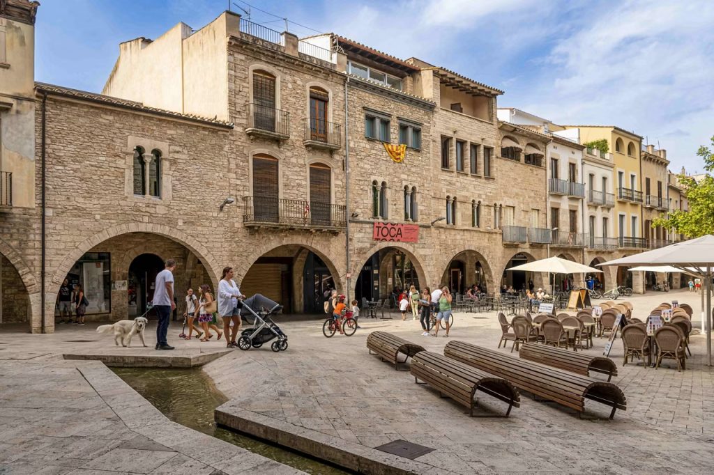 Photo: Banyoles old town, Spain. Credit: www.catalunya.com.
