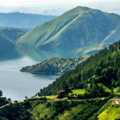 Lake Toba, North Sumatra, Indonesia. Credit: https://dolanesia.travel/destinations/lake-toba.